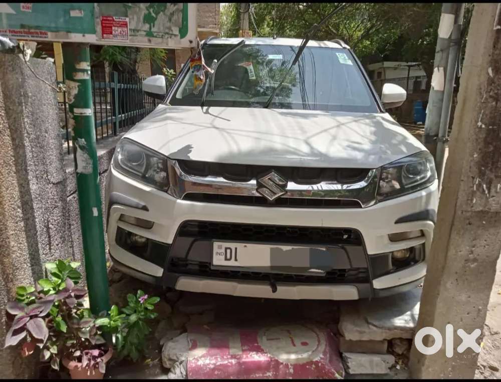 Driver Noida ke leye Taxi Gaadi