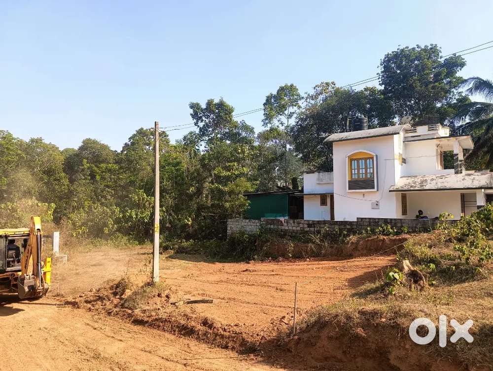 5,10 Cent House plot for sale inThiruvalla (Kaviyoor)