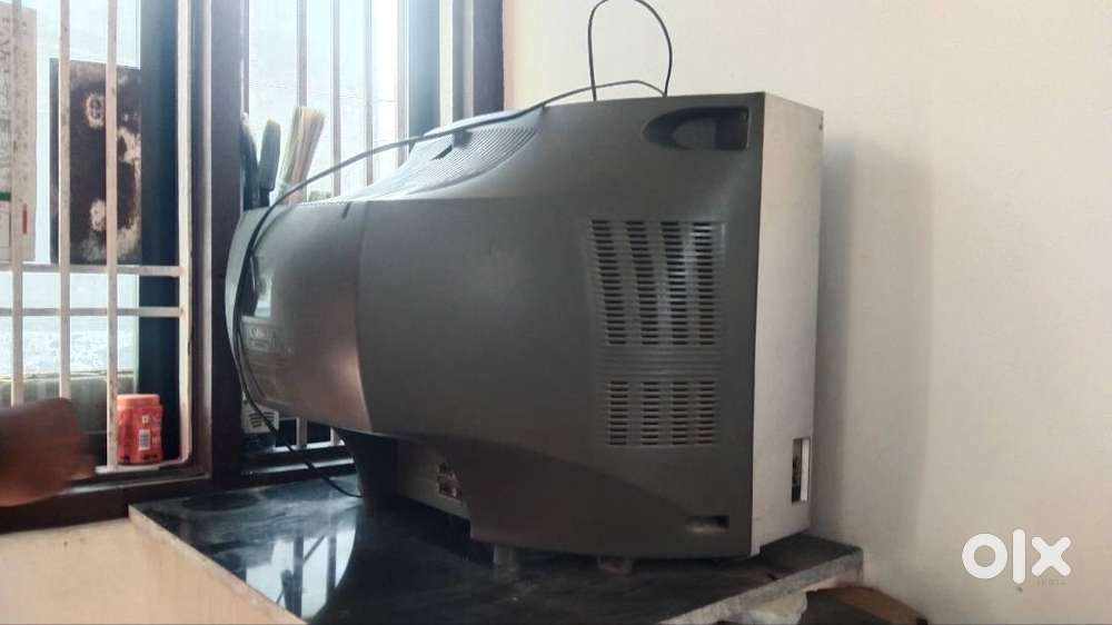 SAMSUNG TV 2015 MODEL