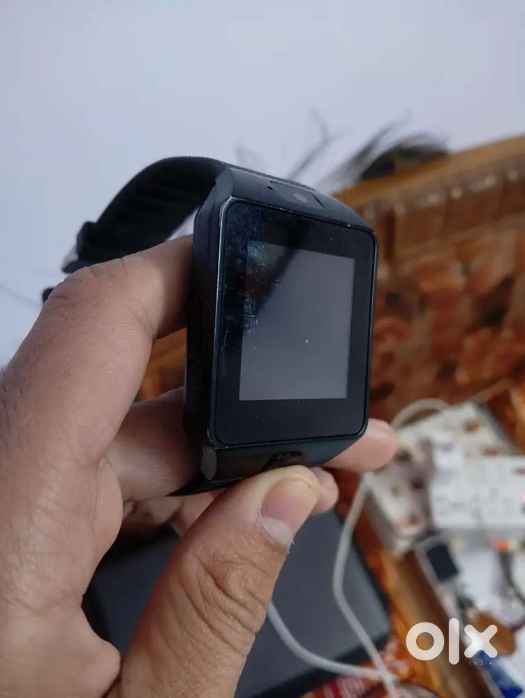 Watch calling sim wali