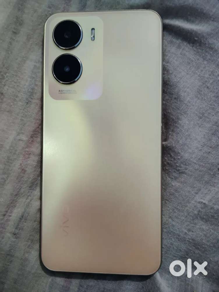 Better condition and best quality photo 100 percent battery 6 128
