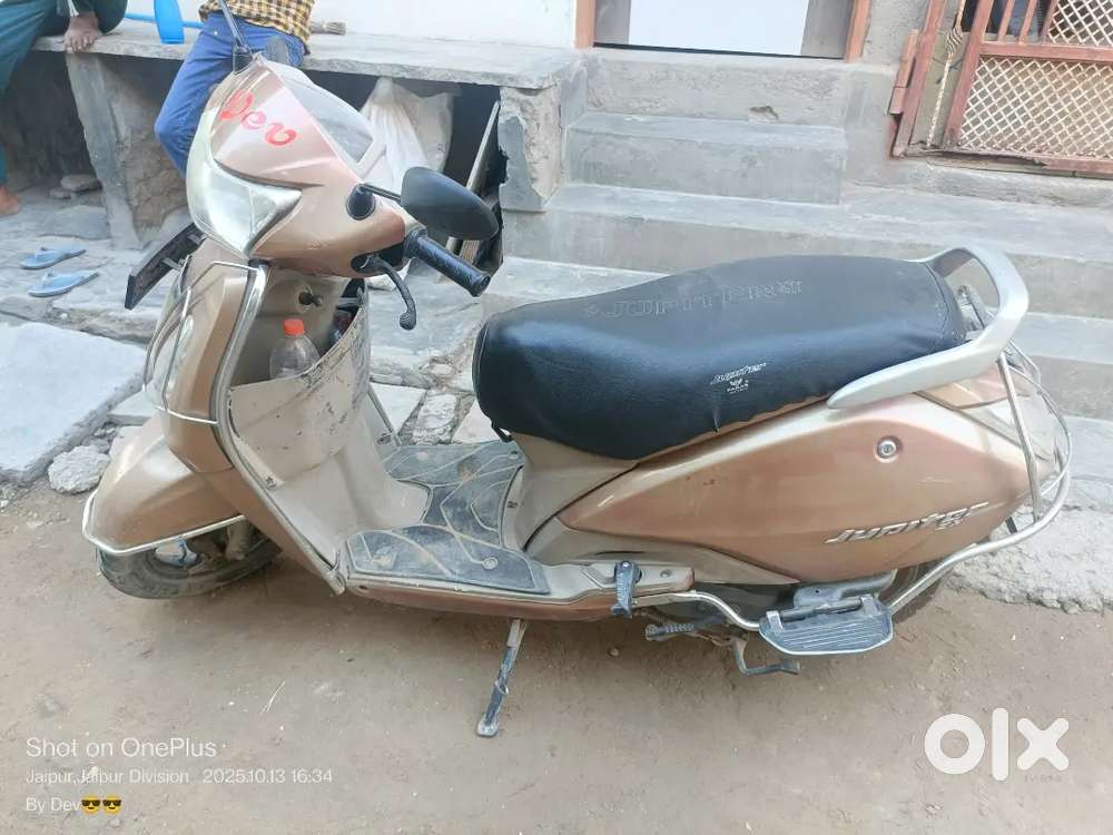 TVS Jupiter (2017)  in a mint condition no issue. First owner vechile.