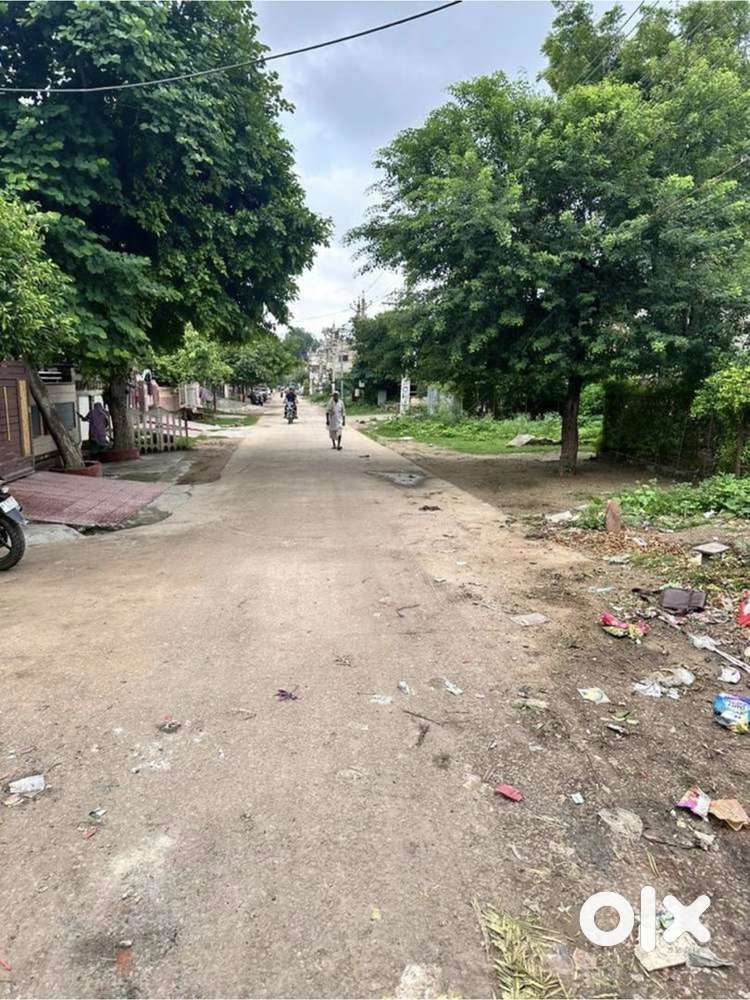 4 plots selling together on Alwar Jaipur Road, purana chungi naka.