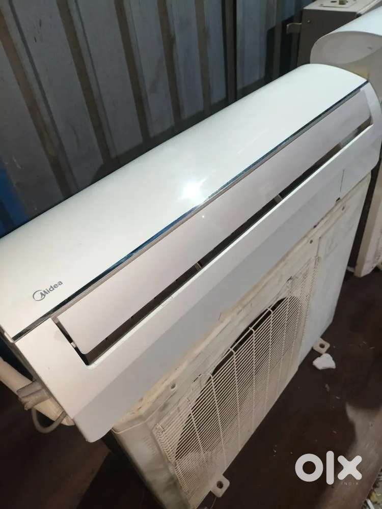 Midea 1.5 Ton Split AC  5100W Cooling  3-Star  Excellent Condition