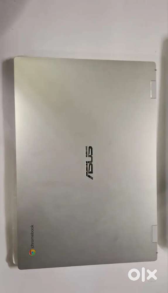 Asus Chromebook – 64GB Storage, Excellent Condition, Long Battery Life