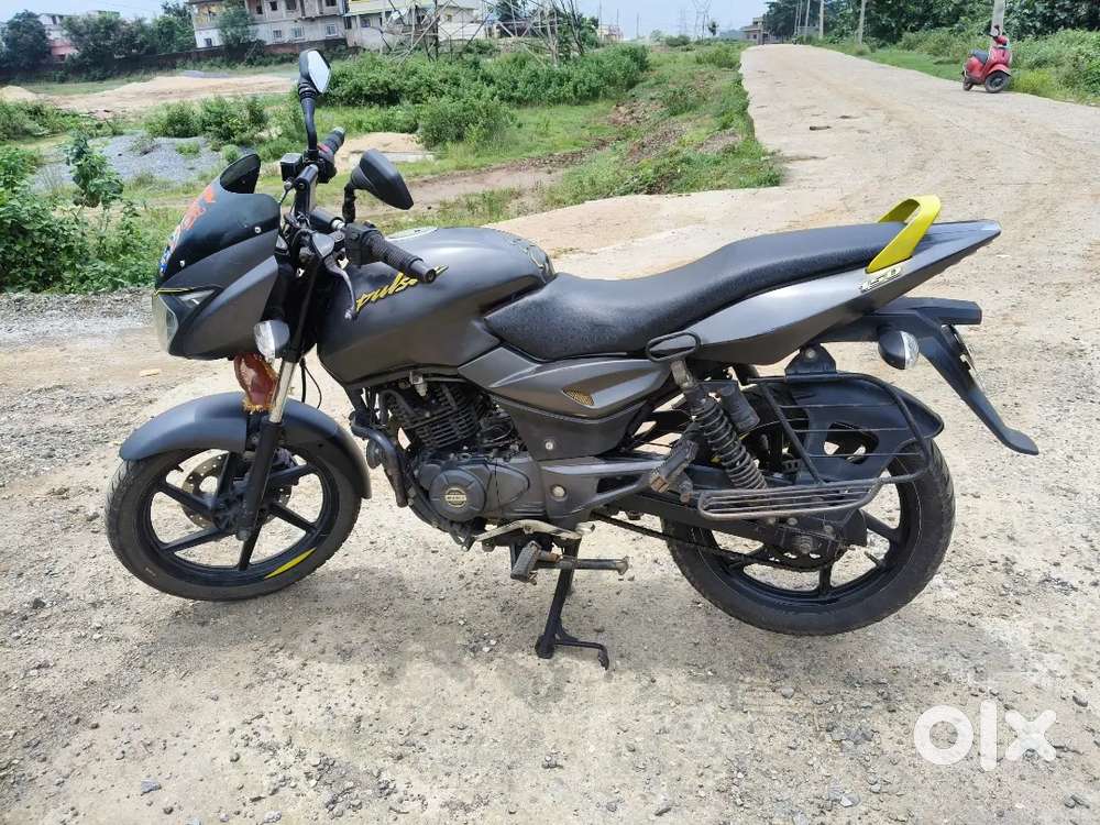 Pulsar 150 DTSi , running 14000 km