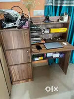 Premium finish computer desk with storage in brand new condition.
