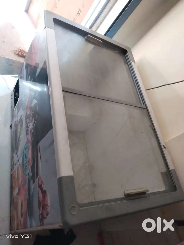 Deep freezer