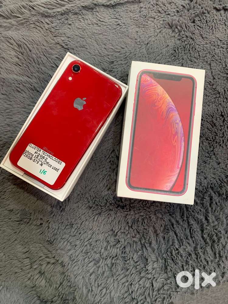 Apple iPhone Xr / 128gb storage / 4g model / with bill and warranty