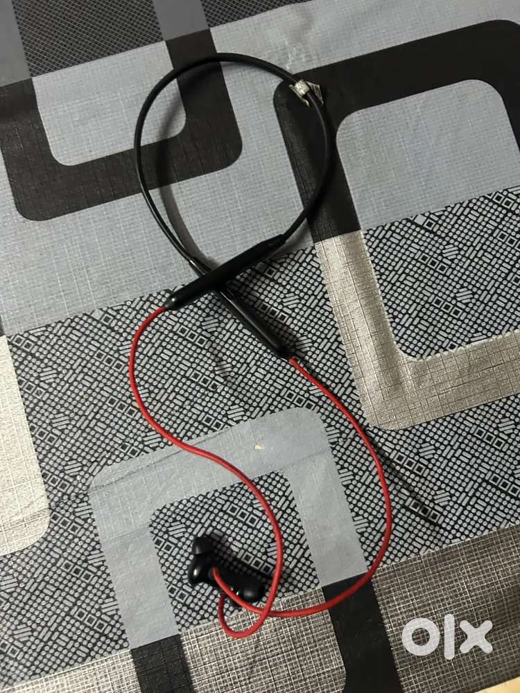 Oneplus bullets wireless z2 earphones