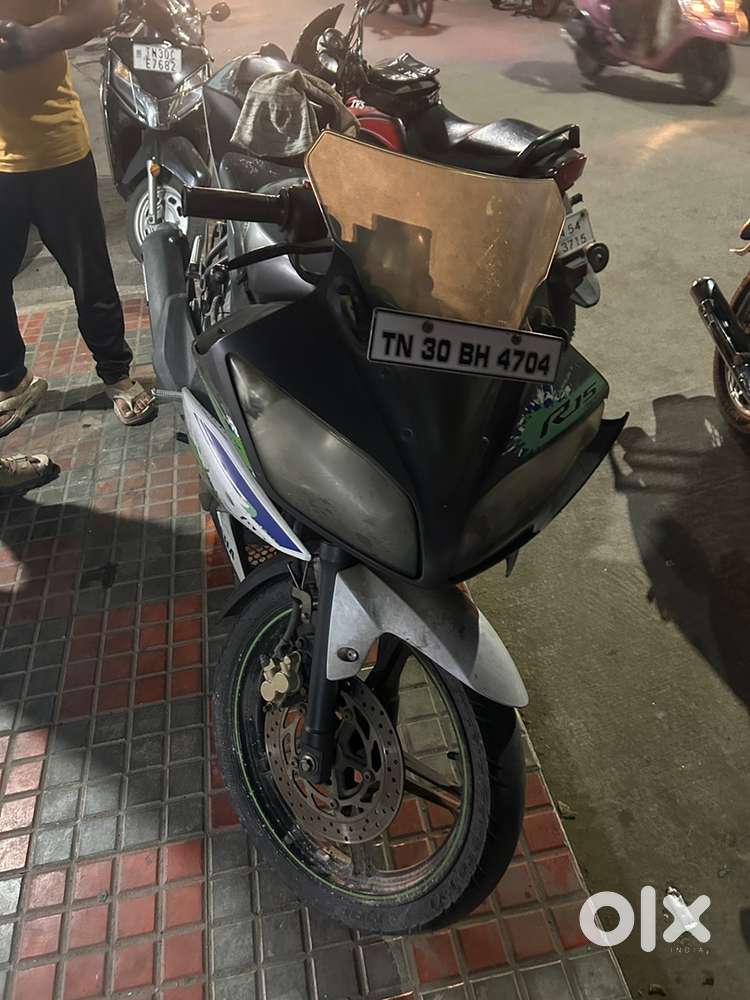 R15 v2 special edition