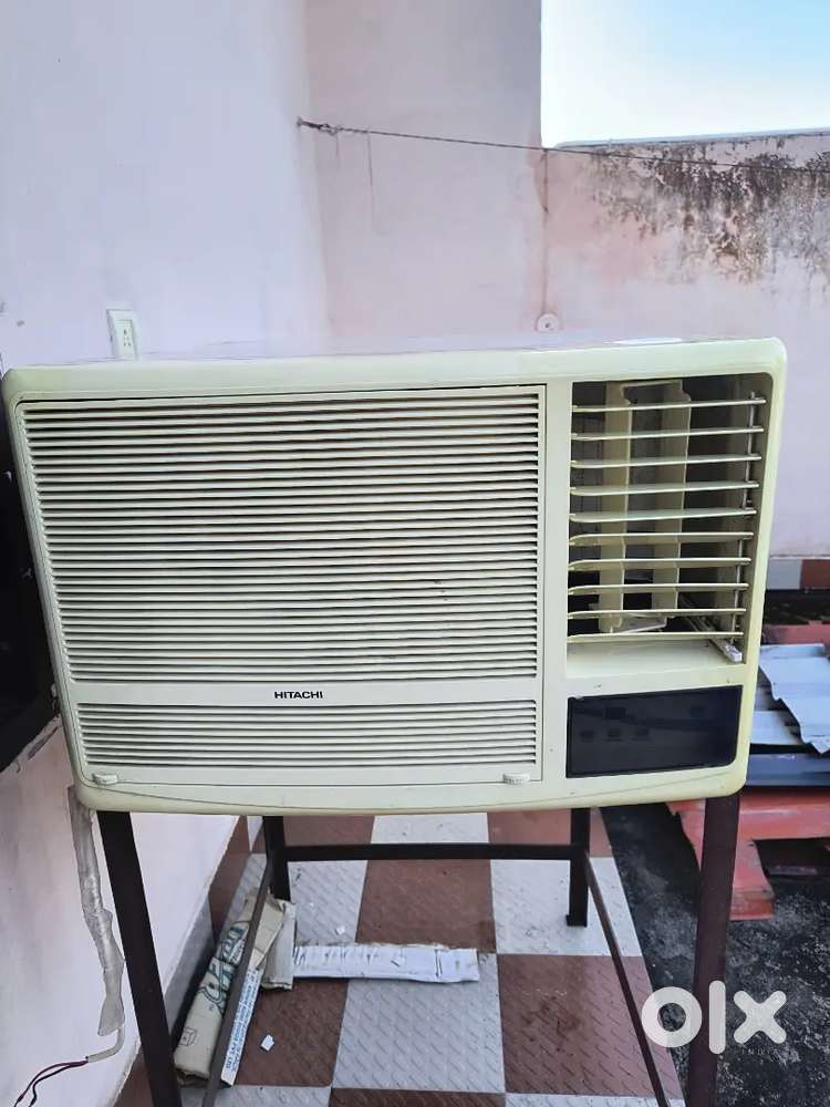 Hitachi 1.5 ton window Air conditioner