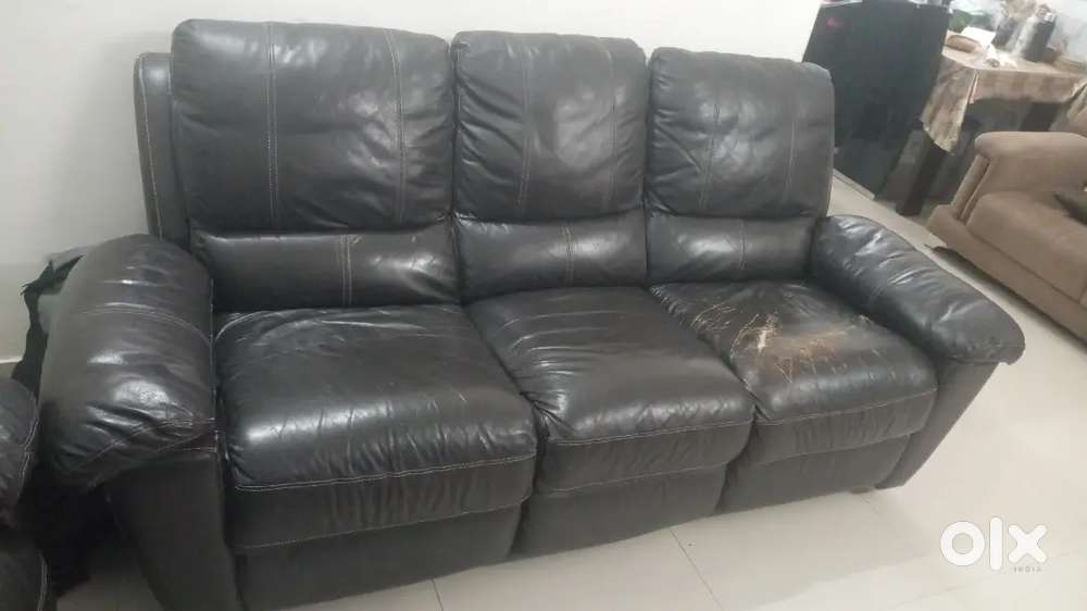 At Homes Leather Recliner sofa 3+2 Black colour