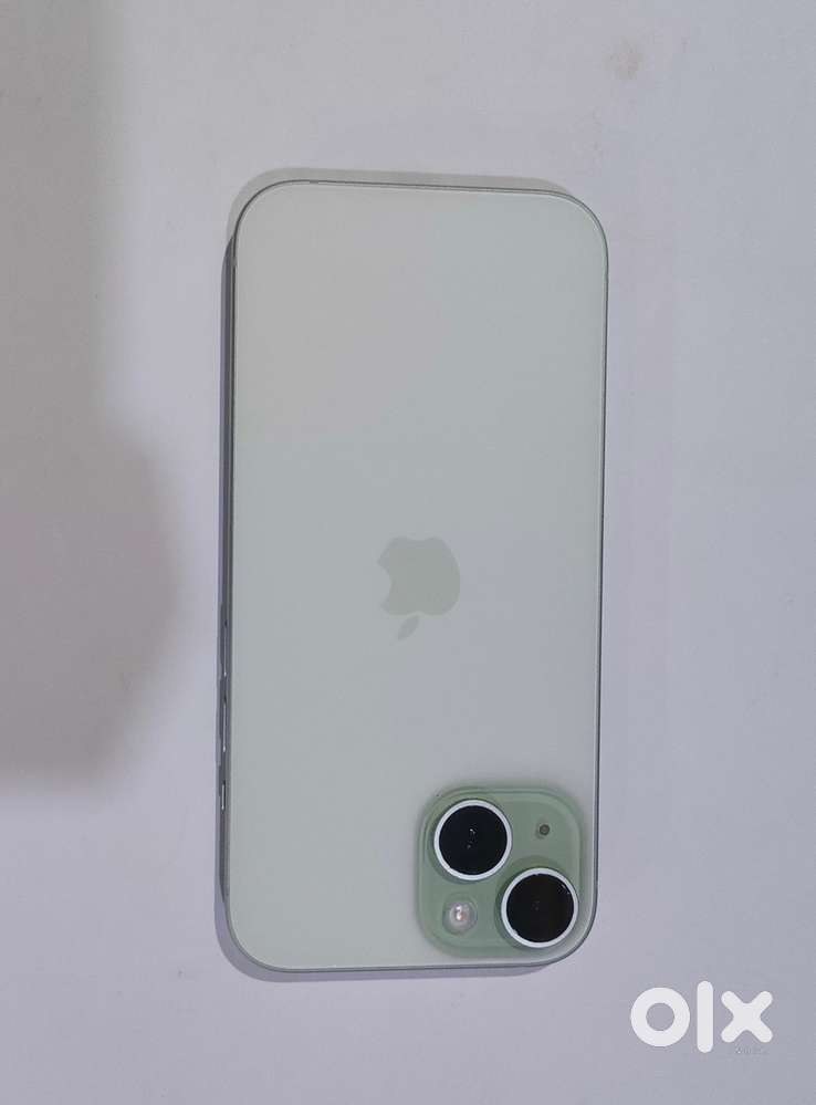 Iphone 15 green