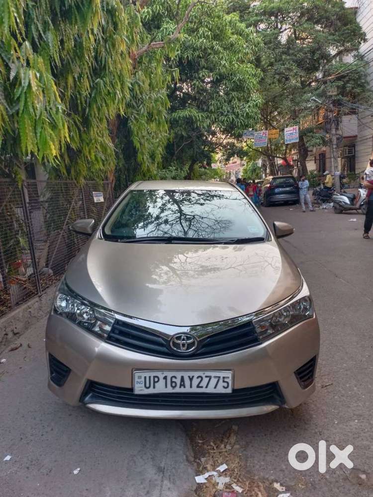 Toyota Corolla Altis 1.8 J, 2015, Petrol