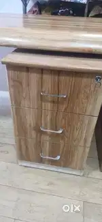Counter table cash drawer & side counter