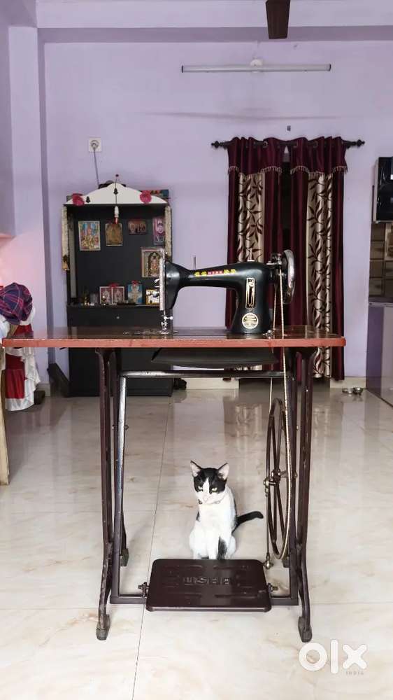 Usha Manual Pedal Sewing Machine for Sale
