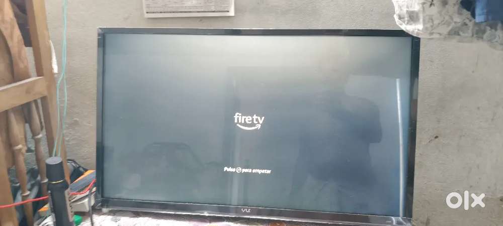 Vu 32 inch LED TV