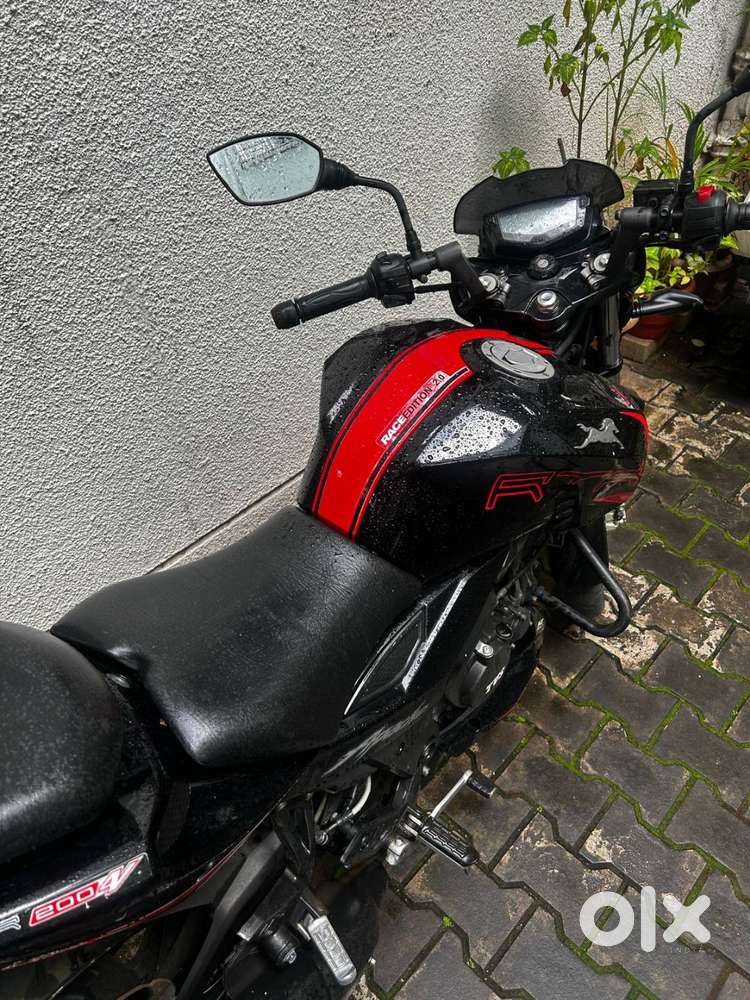 sell my good condition TVS Apache bike
