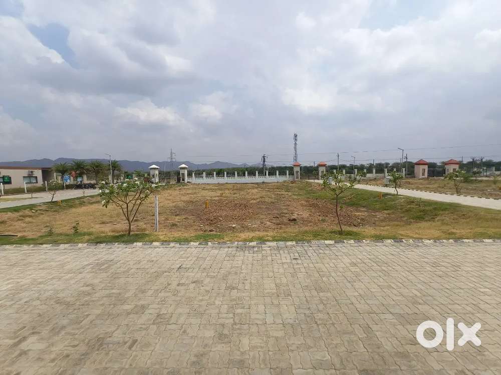 Ada अप्रूव्ड 50 गज का प्लॉट सिर्फ 11 लाख मै 80%लॉनबल