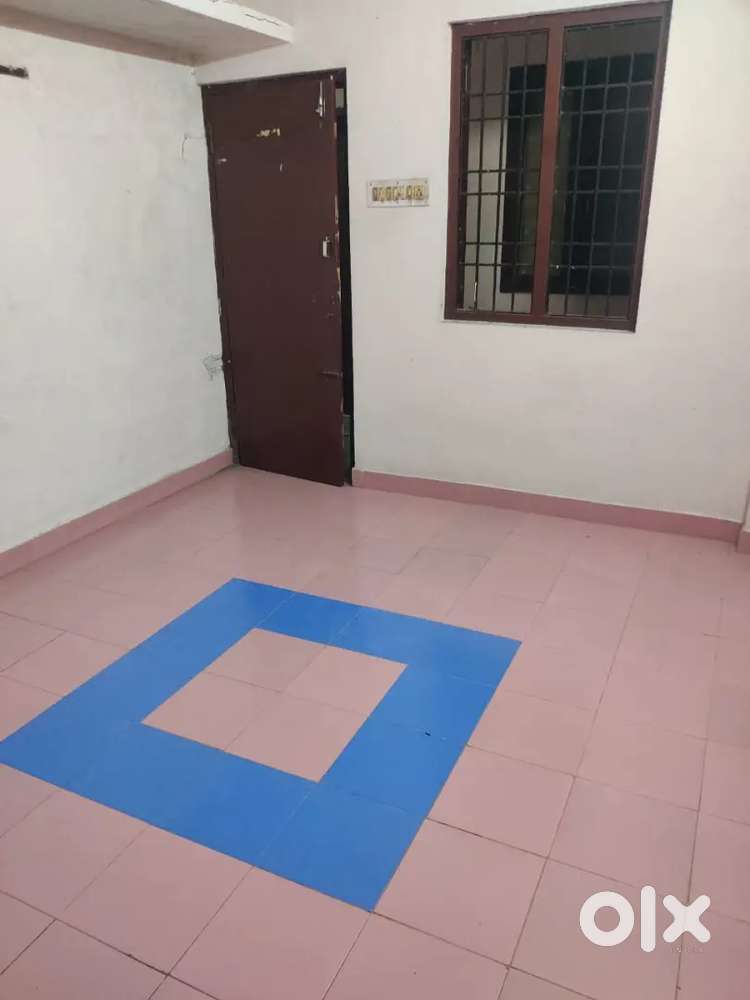 3 sharing room (One person needed) sharing amount 3000k