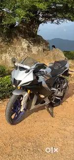 R15 v4 M -showroom condition