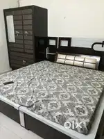 We have pg facility for girl including food without food