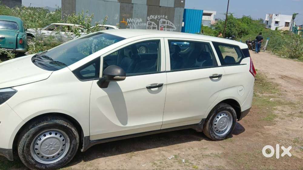 Vehicle in good condition taxi cab be changed to own board