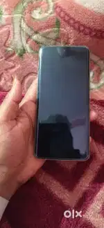 New phone 6 month old iPhone lena hai isliye bech raha hu