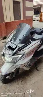 Suzuki burgman street 125 well maintained condition sirf 3400km chali