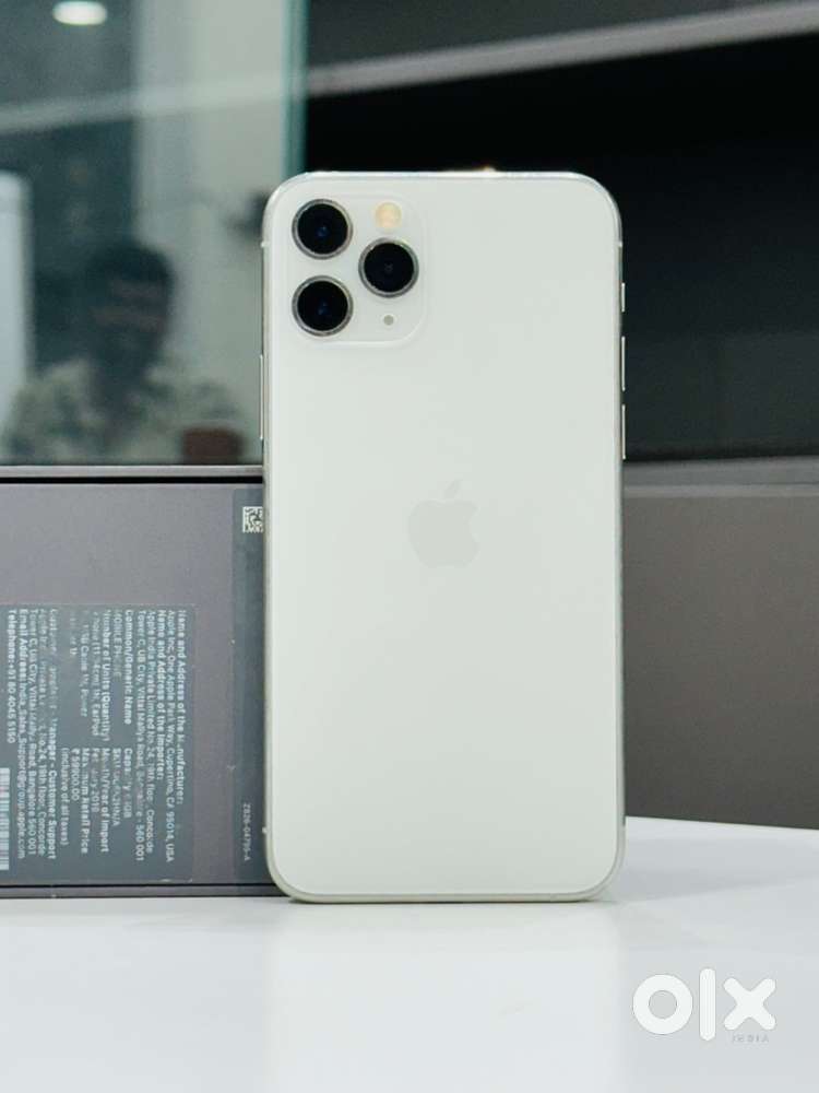IPHONE 11PRO-64GB(  SILVER) FLAWLESS CONDITION