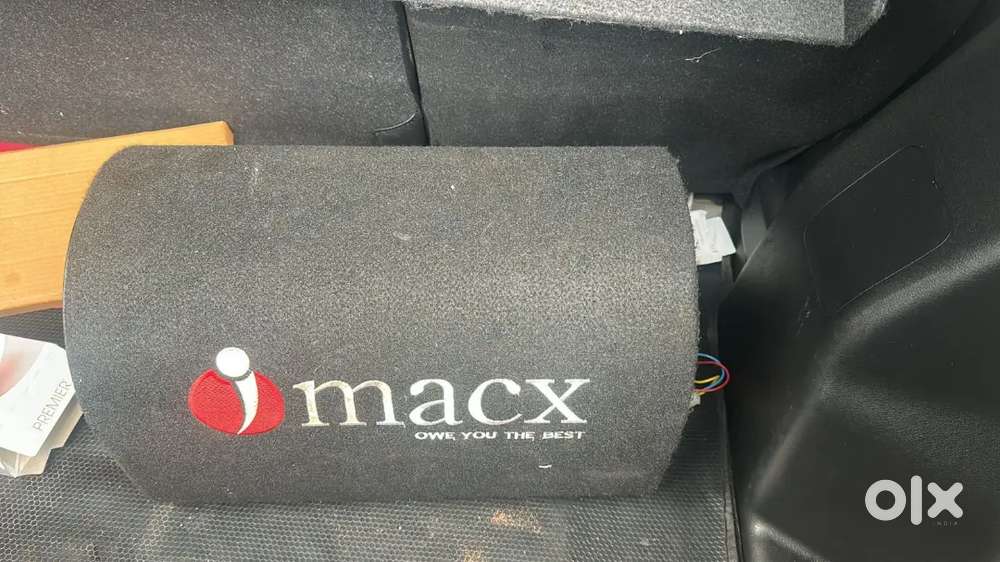 MacX car audio bass tube subwoofer.