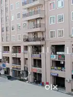 SHOP / SHOWROOM FOR RENT (CCC)