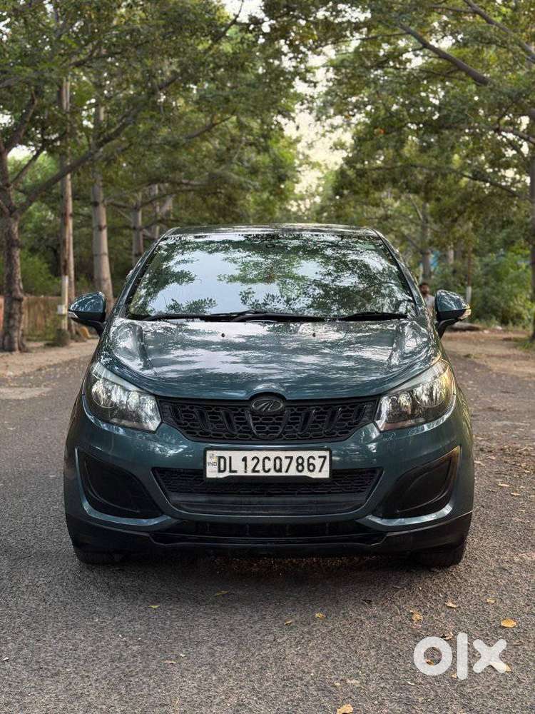 Mahindra Marazzo M4, 2019, Diesel