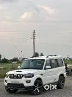 Mahindra Scorpio 2015 Diesel 84000 Km Driven