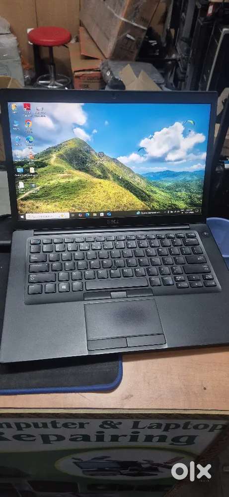 Dell latitude 7490 core i7 7th gen