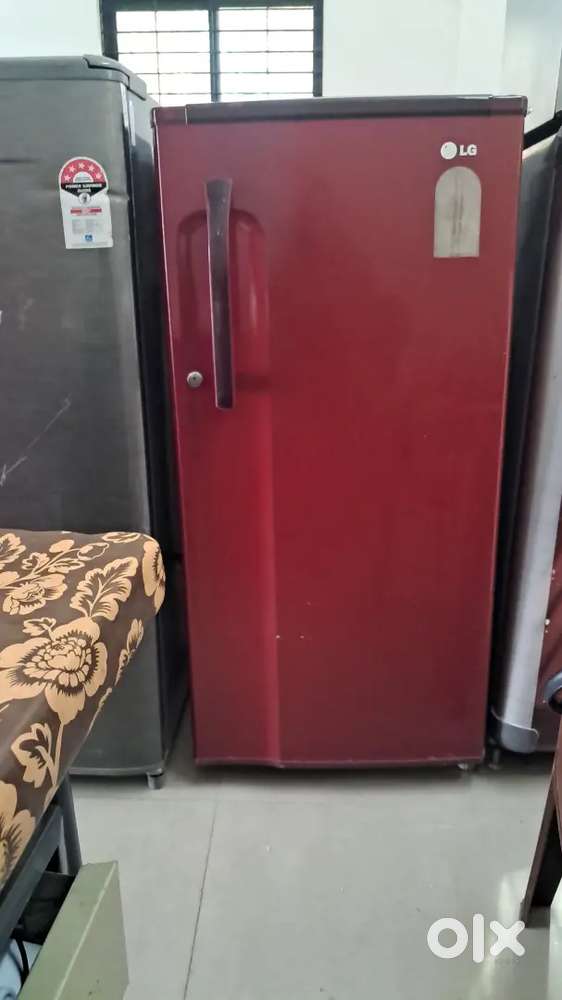 SECOND HAND FRIDGE