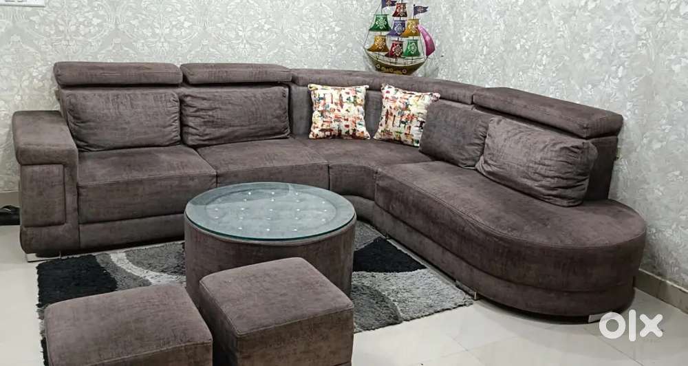 LShafe Sofa with Centre table and two stool