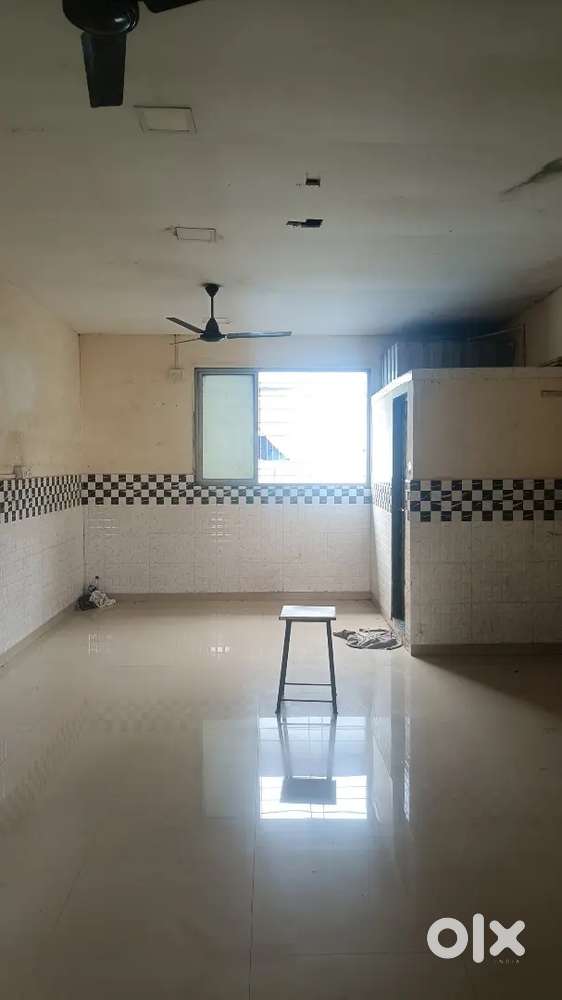 Shop for rent 2 floor with private washroom