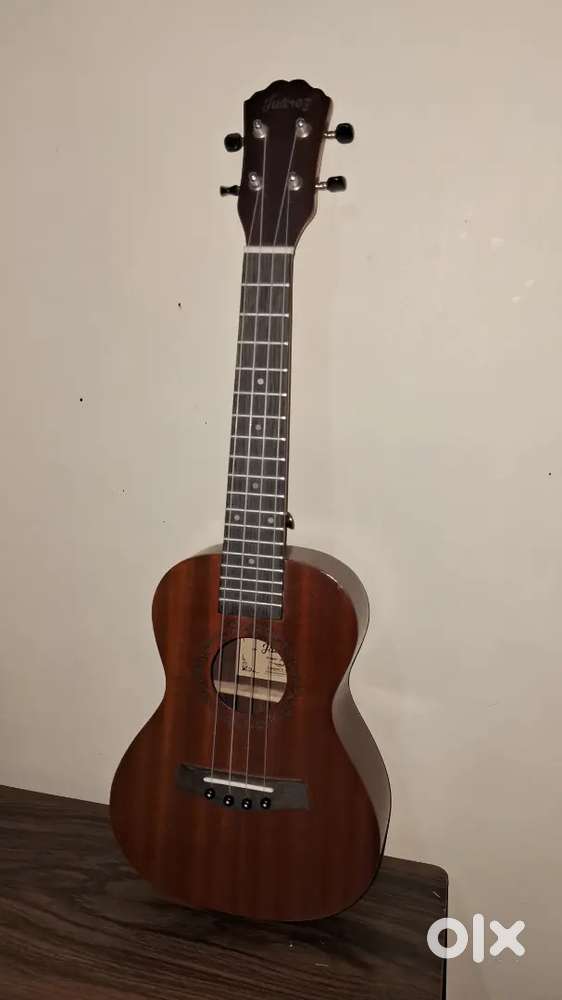 Juarez acoustic ukulele