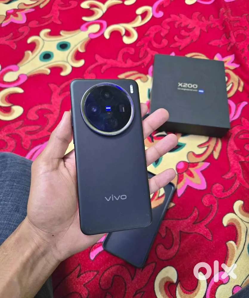 Vivo X200 12gb ram
