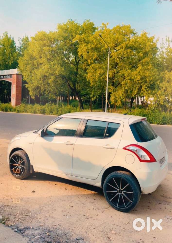 Maruti Suzuki Swift 2013 Diesel Well Maintained