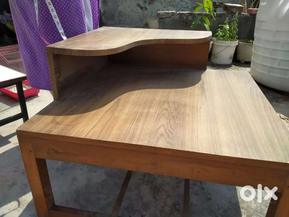 Side Corner Table