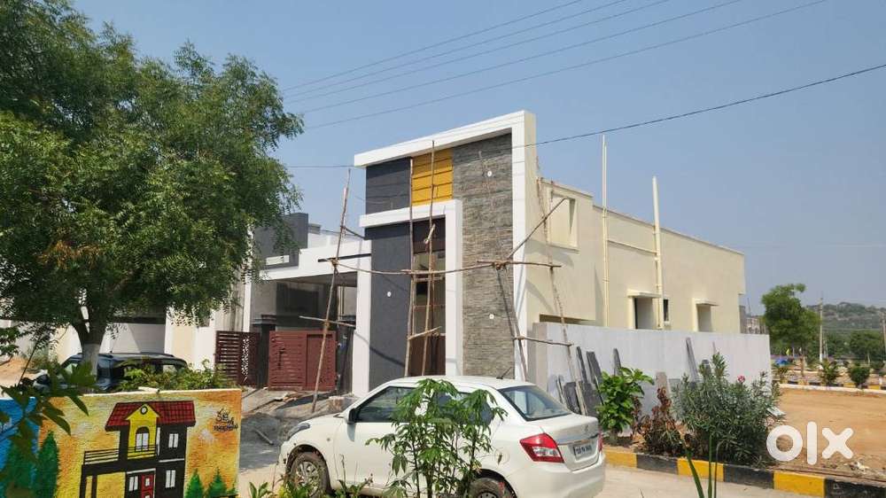 WEST FACING 2 BHK INDEPENDENT HOUSE FOR SALE JUST  METERS TO MAIN ROAD