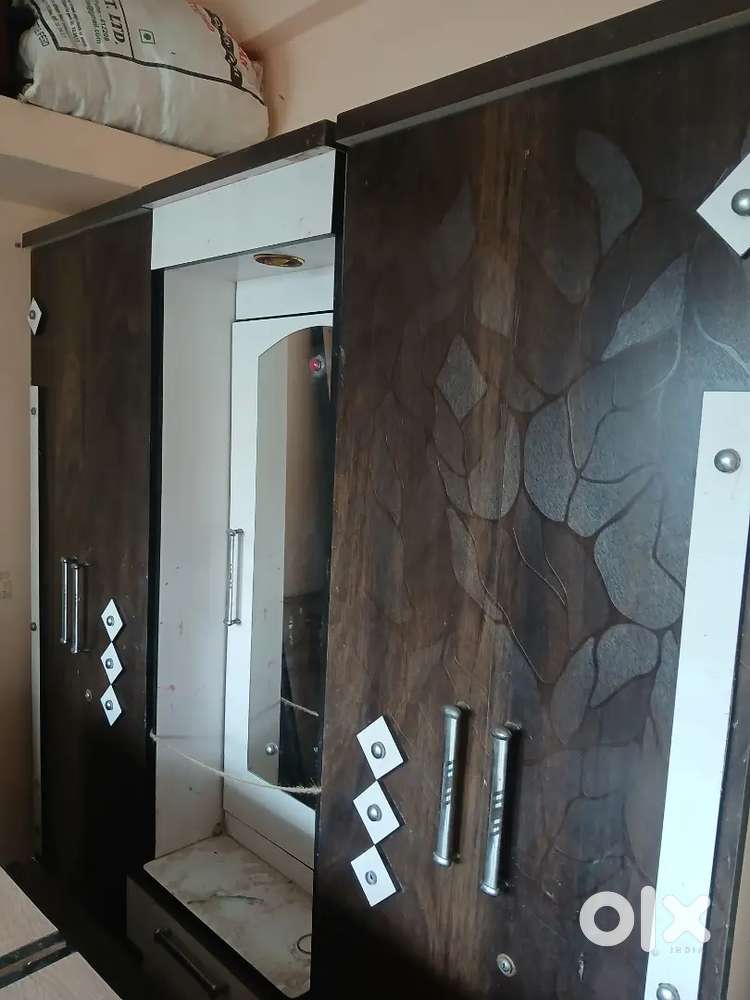 Bed,wardrobe, mattress