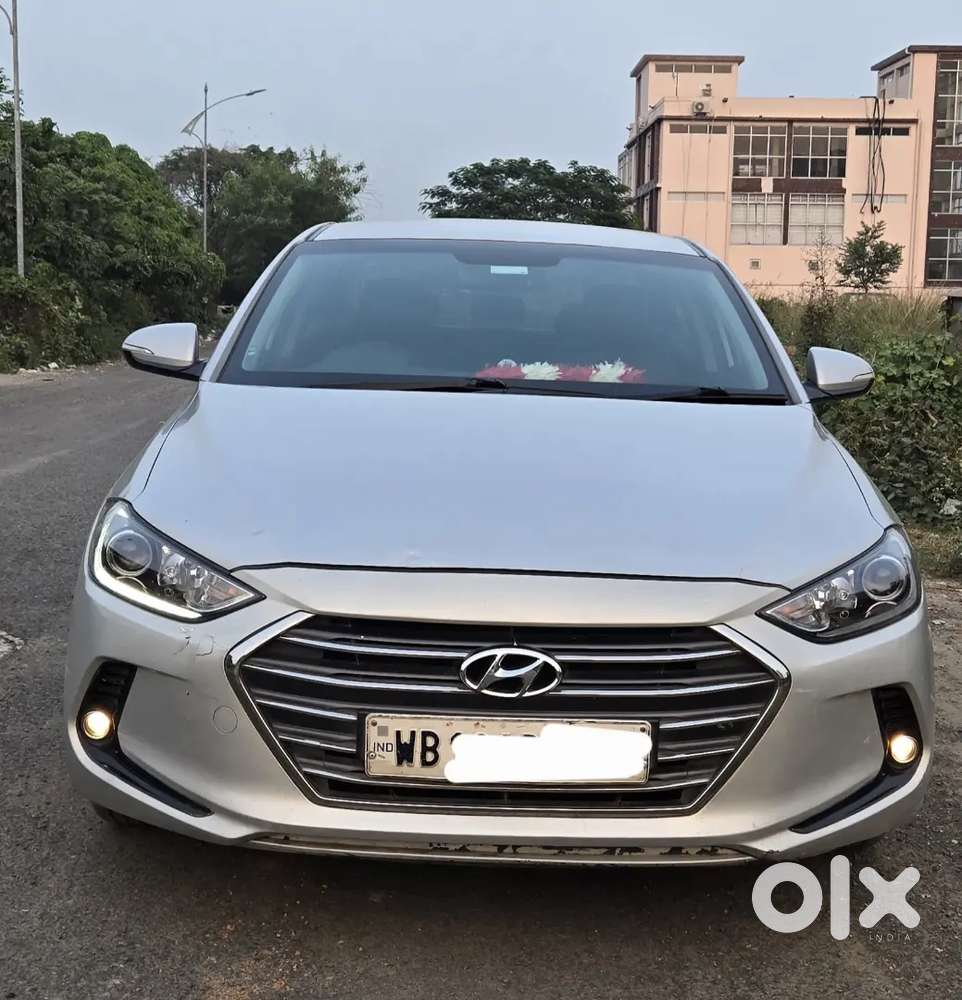Hyundai New Elantra 2017 Petrol Well Maintained