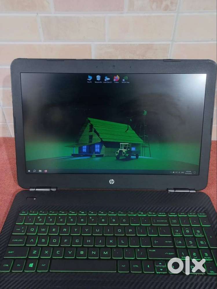 HP Pavilion Gaming Laptop with Accessories (HP Pavilion 15 bc406tx))