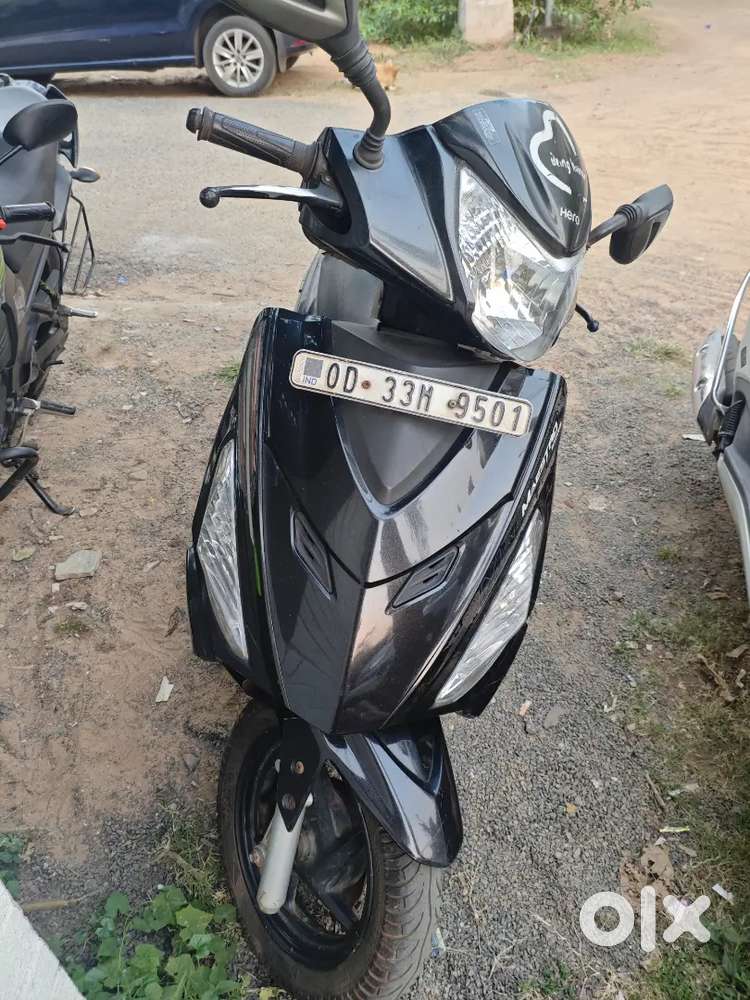 Hero Maestro Edge BS4 2017 Model