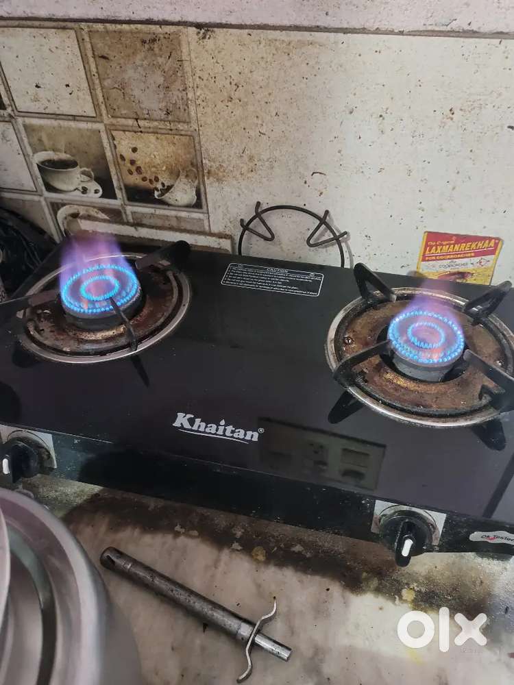 Khaitan two burner stove+ regulator