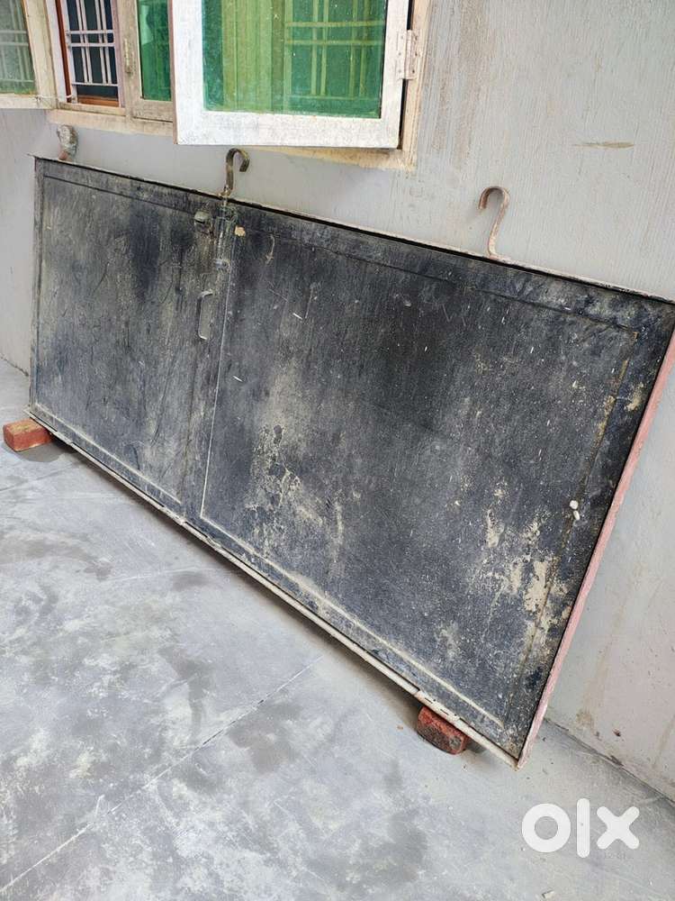 Heavy iron material Door